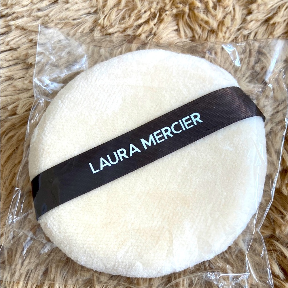 🆕Laura Mercier Cream Makeup Puff